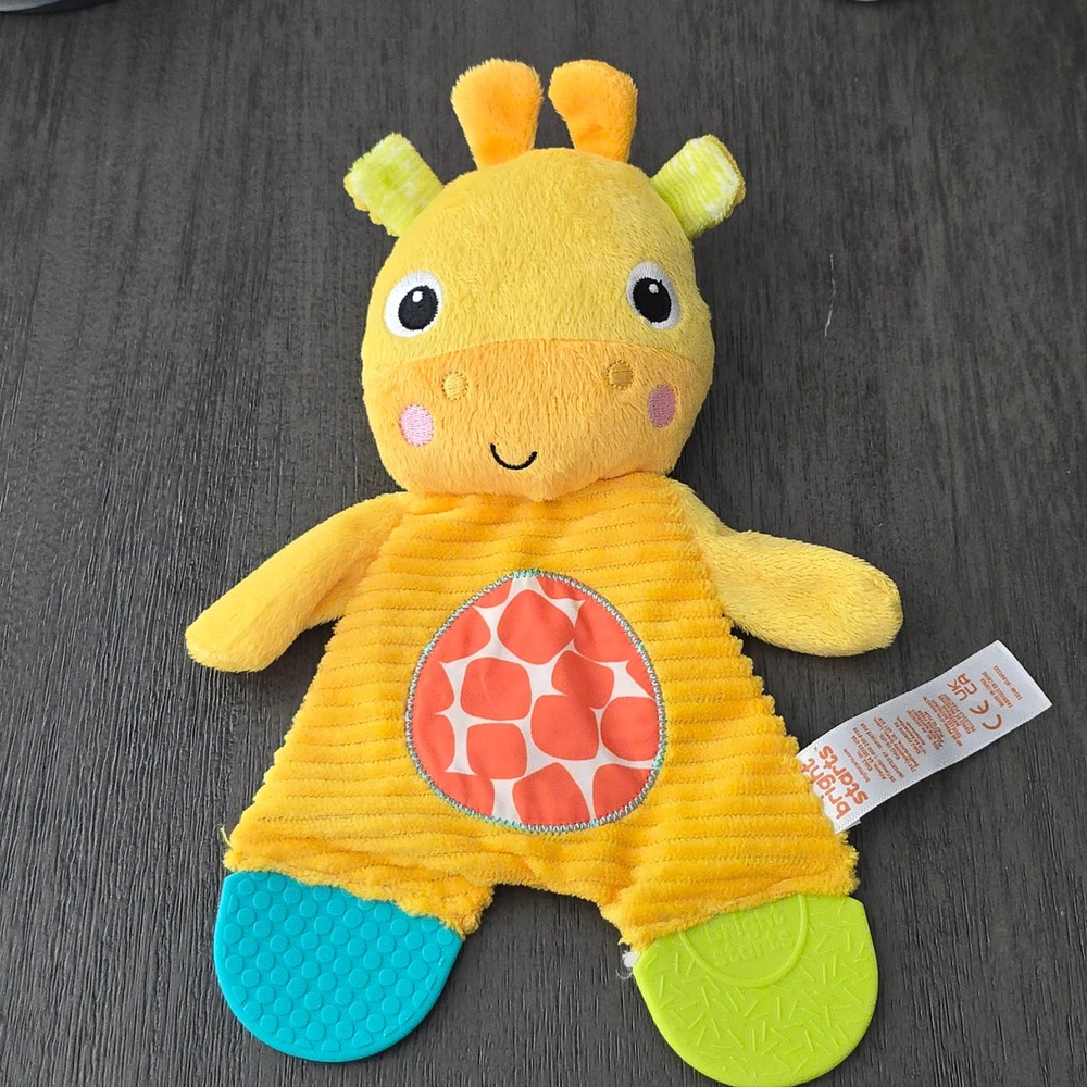Bright Starts Snuggle Teethe‎ Giraffe Plush Toy Yellow Unisex One Size Sensory